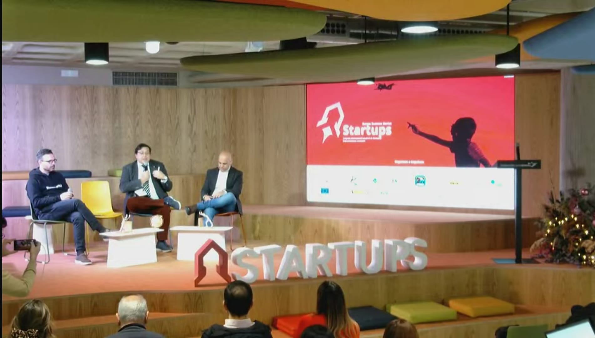 Innovation and Global Connection: International Congress of Industrial Startups 2024